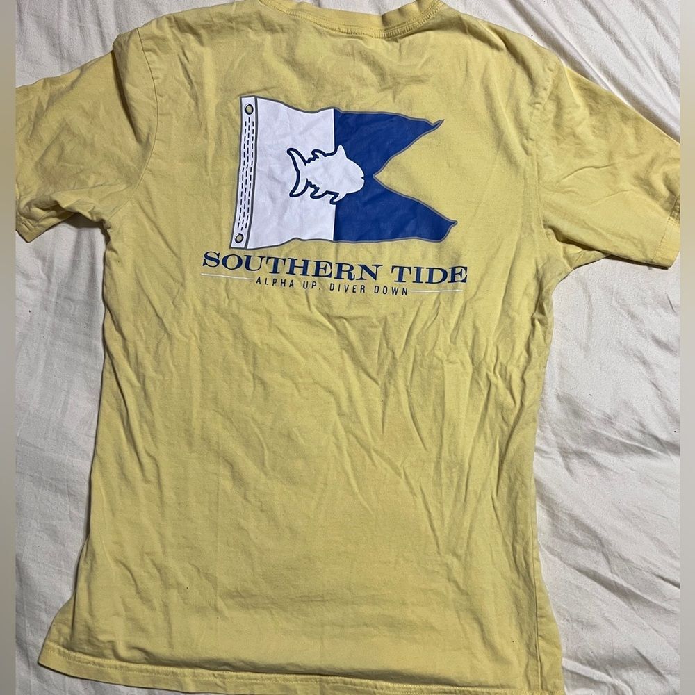 Southern Tide Men's T Shirt~ Size Small